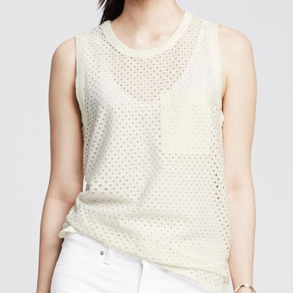 NEW! Banana Republic Ivory Eyelet Pocket Tank - M - Picture 1 of 5